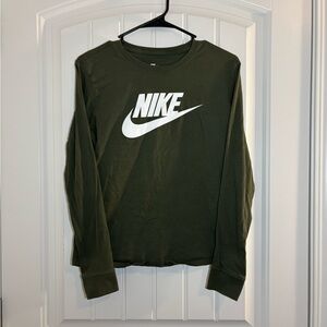 Nike Dark Green Tee with Logo